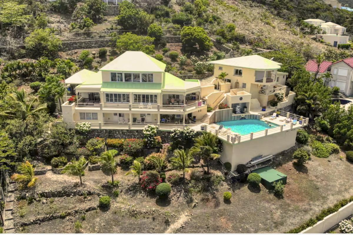 2.Location villa piscine vue mer Oyster Pond Saint Martin_vue villa